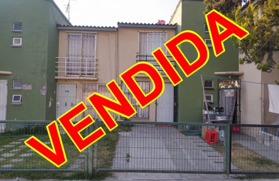 ZAS261 Casa en vialidad Melocotonero